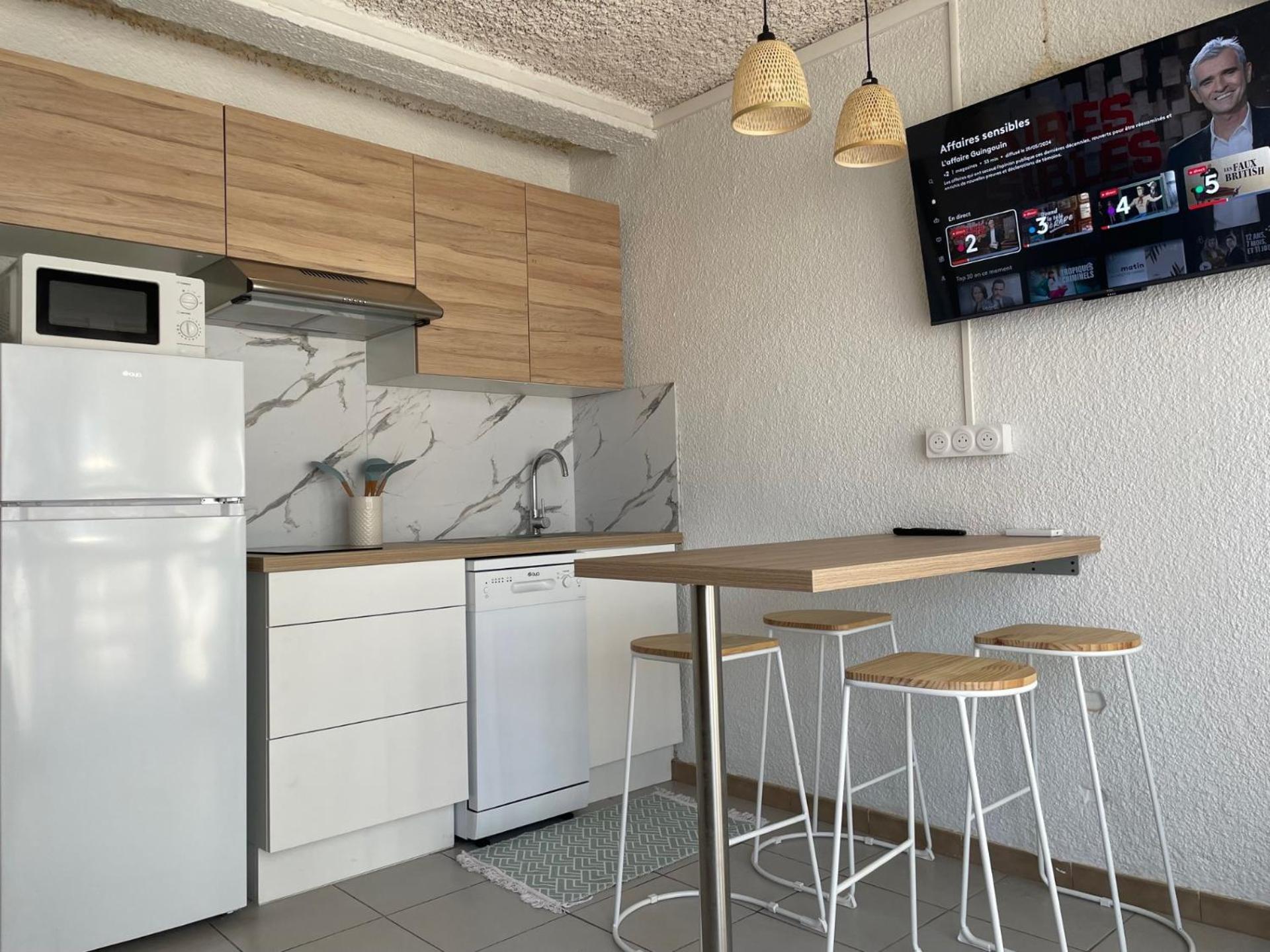 Studio Cosy A 300M De La Mer, Face Aux Festivals, Derriere La Night Life Le Barcares Luaran gambar